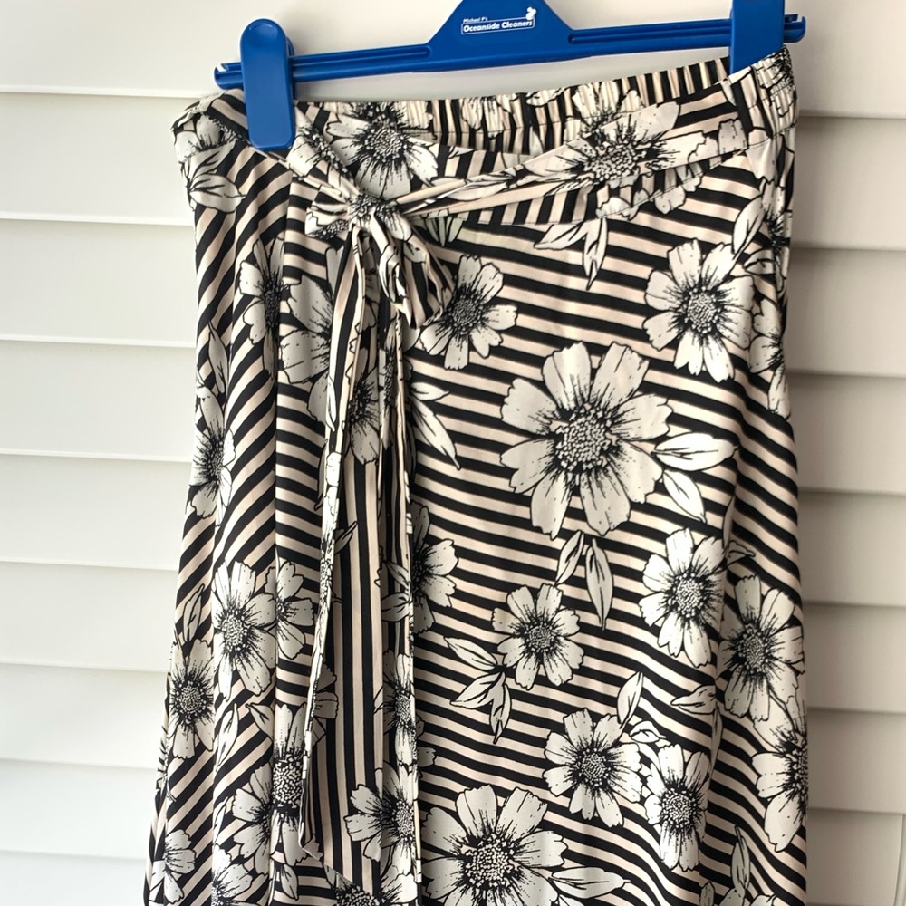 Floral stripe maxi skirt